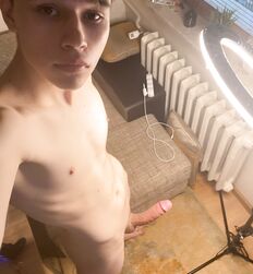 Issac Ukrainian guy twink porn 