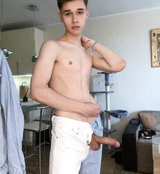 Issac Ukrainian guy twink porn 