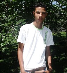 Roberto Sexy Twink Posing Gay Porn Tube 