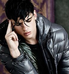 DANIEL ILLESCAS - SPANISH MODEL 