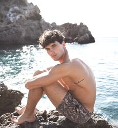 DANIEL ILLESCAS - SPANISH MODEL 