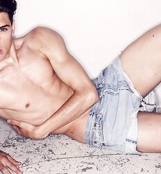 DANIEL ILLESCAS - SPANISH MODEL 