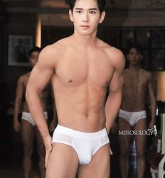 sexy and hunk twink guys porn shirtless 