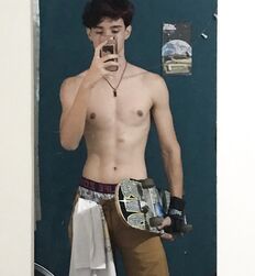 sexy and hunk twink guys porn shirtless 