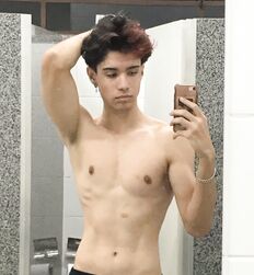 sexy and hunk twink guys porn shirtless 
