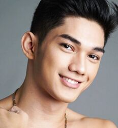 sexy and hunk twink guys porn shirtless 