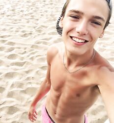 Beach Gay Boys Tube 