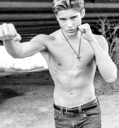 Monday Beauties Gay Twink Porn Shirtless 