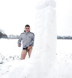 Sexy Snowman Winter Twink Tube Fun 