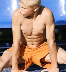 Young sport twink tube guys 