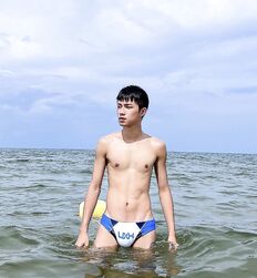boys of September 2022 round and round twink tube 