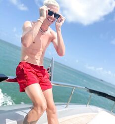 boys of September 2022 round and round twink tube 
