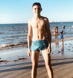 boys of September 2022 round and round twink tube 