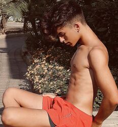 boys of September 2022 round and round twink tube 