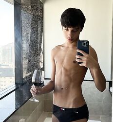 Phoenix Big Cock Eye Candy Twink Porn Cocks Nude 