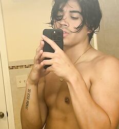 Phoenix Big Cock Eye Candy Twink Porn Cocks Nude 