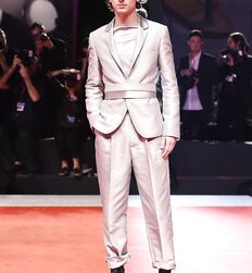 Manu and Timothée : Subversion of Masculinity codes 