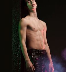 Manu and Timothée : Subversion of Masculinity codes 