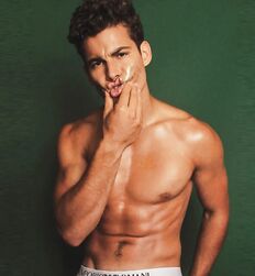 MANNY RODRIGUEZ 