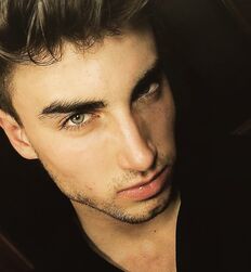 MATTEO GOZZI - BEAUTIFUL MEN 