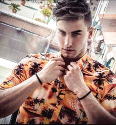 MATTEO GOZZI - BEAUTIFUL MEN 