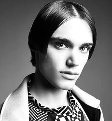 MARCI URBAN - AMERICAN MODEL 