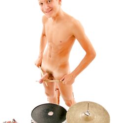 Vita's Hot Drum solo Porn 