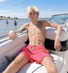 No joke joe twink tube 