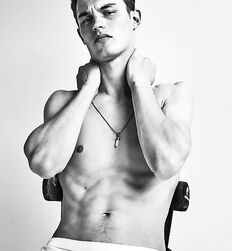 KIT BUTLER - BRITISH MODEL 