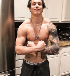 Sunday night 100 to love guys twink tube guys 