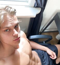 Sunday night 100 to love guys twink tube guys 