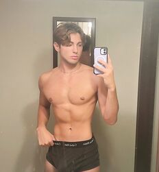 Sunday night 100 to love guys twink tube guys 