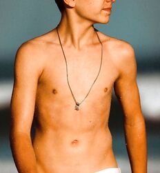 Sunday night 100 to love guys twink tube guys 