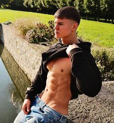 Sunday night 100 to love guys twink tube guys 