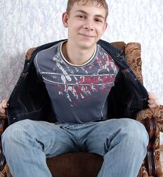 19 Nitten - Ronan Gay Teen Porn Twink Model Blond Uncut 