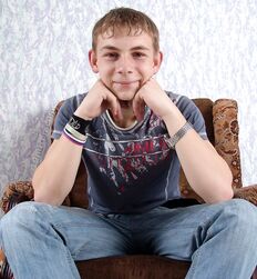 19 Nitten - Ronan Gay Teen Porn Twink Model Blond Uncut 