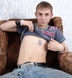19 Nitten - Ronan Gay Teen Porn Twink Model Blond Uncut 