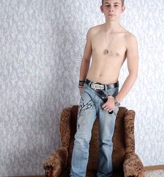 19 Nitten - Ronan Gay Teen Porn Twink Model Blond Uncut 