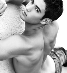 very nice tee twink tube shirtless boys 