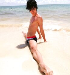 Skinny Lean Slim Gay Boys Tube Bodies Twinks 