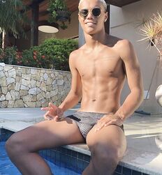 Skinny Lean Slim Gay Boys Tube Bodies Twinks 