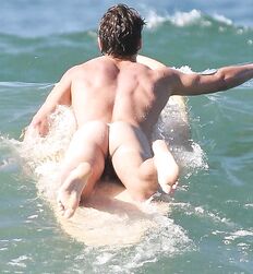 Twink Hunk Beach Gay Boys Tube Shirtless Guys 