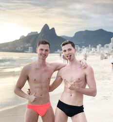 Twink Hunk Beach Gay Boys Tube Shirtless Guys 