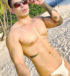 Twink Hunk Beach Gay Boys Tube Shirtless Guys 