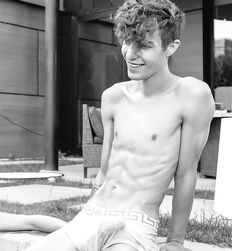 Beautiful Bodies Twink Tube Boys Shirtless 
