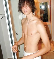 Beautiful Bodies Twink Tube Boys Shirtless 
