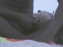 wank in beach
