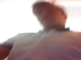 jeune boy se branle à l'école