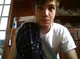 jeune amateur plein de charme