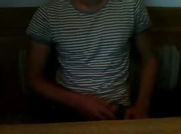 Young Australian masrbandose